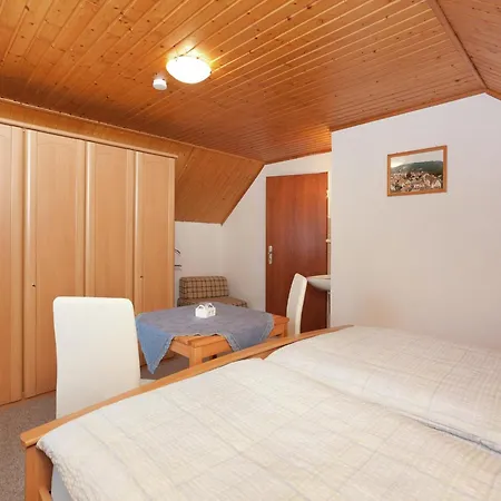 Ruhige In Daire Polle